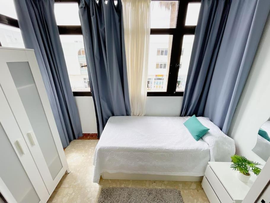 Apartamento Oceano Azul Luminoso 50 Metros Del Mar En Centro Corralejo Exterior foto